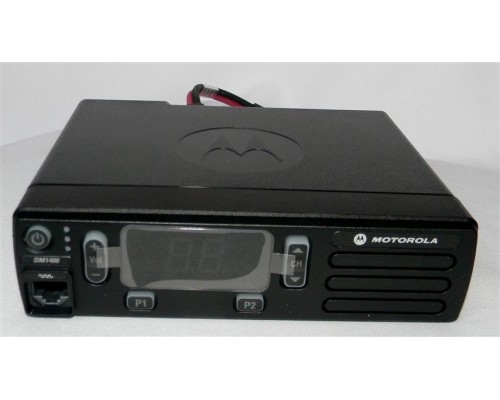 Motorola DM1400 радіостанція 136-174 МГц (VHF) або 403-470 МГц (UHF) аналогова версія 25 Вт