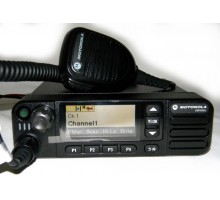 Motorola DM4601e радіостанція VHF (136-174 МГц) з AES256 (25 Вт)